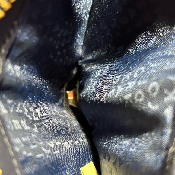 Kate Spade 2fer Striped Crossbody Bag w/Matching Wallet Approx. 9x6.5x 2.5 - Picture 15 of 17